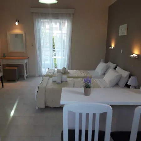 Amelia'S Garden Aparthotel Kavos Exterior photo