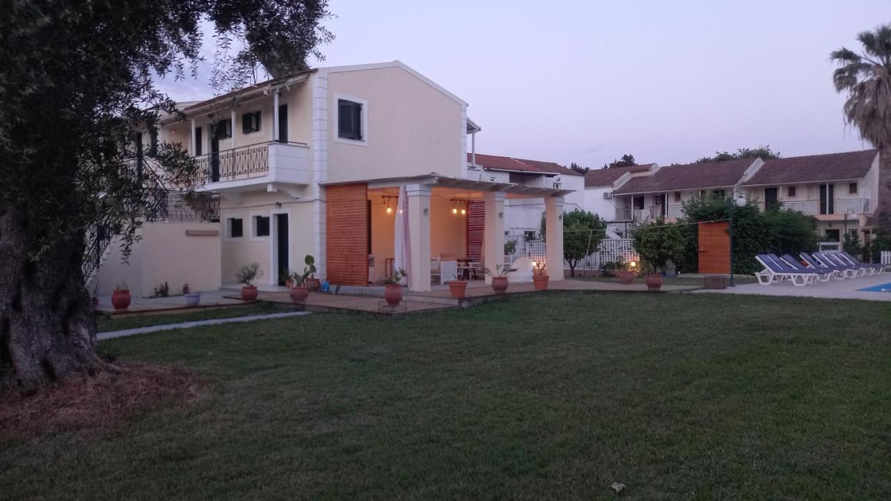 Amelia's Garden Aparthotel Kavos