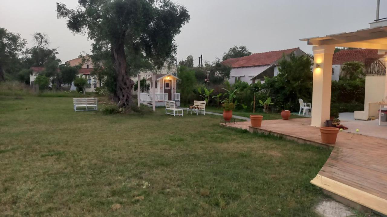 Amelia's Garden Kávos