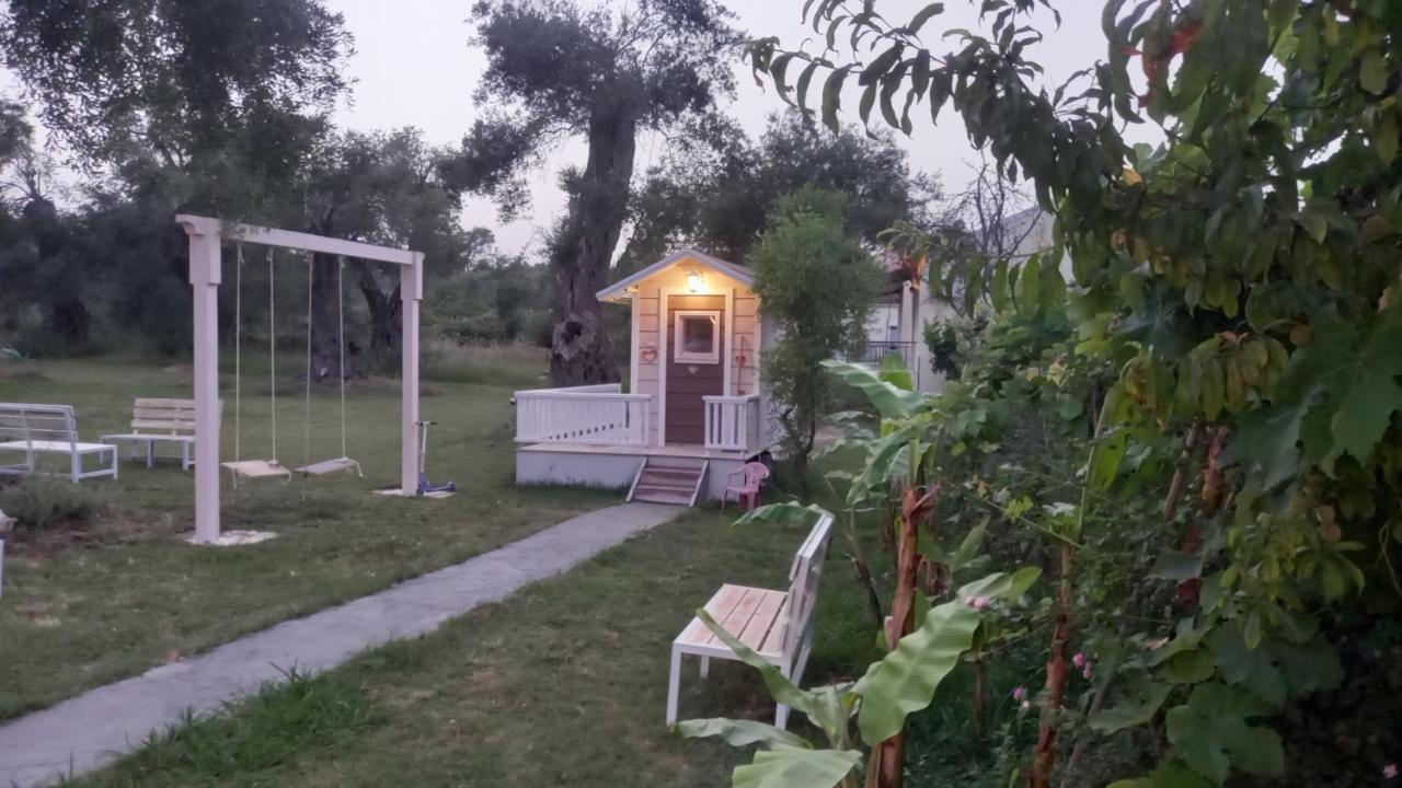 Amelia's Garden 3* Kávos