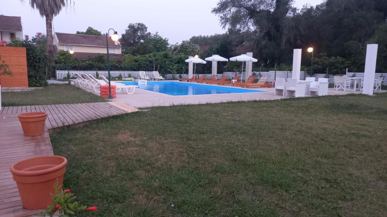 Amelia's Garden Kávos
